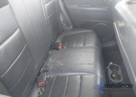 2015 Jeep Patriot High Altitude Edition z USA, uszkodzony, nr VIN 1C4NJRFB4FD175904